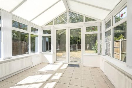 2 bedroom bungalow to rent - Photo 2