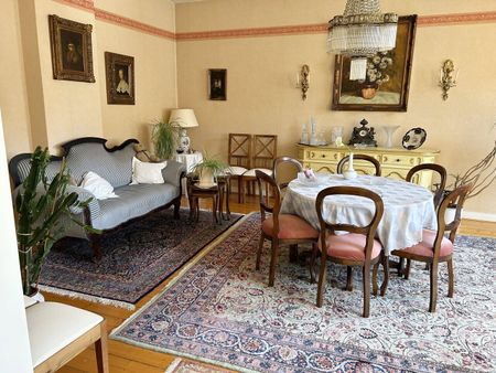 Großzügige Altbau-Wohnung im Zentrum Lippstadts! - Photo 2