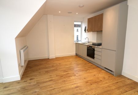 St. Martins Walk, Dorking - 1 bedroomProperty for lettings - Seymours - Photo 2