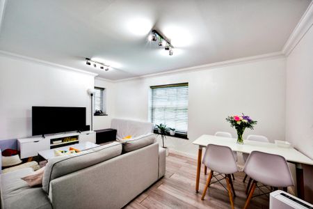Modern One Bedroom Flat to Rent in Maidstone - Photo 3