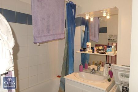 Location Appartement 2 pièces 44m² POITIERS 86000 - Photo 5
