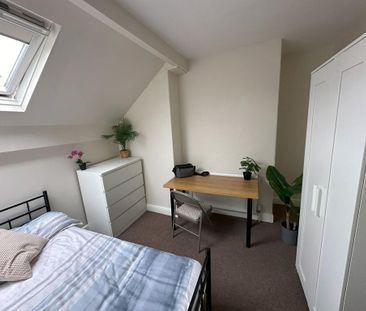 5 bedroom house share to rent - Photo 4