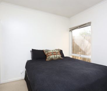 Comfortable and Convenient Single Level Living - Photo 6