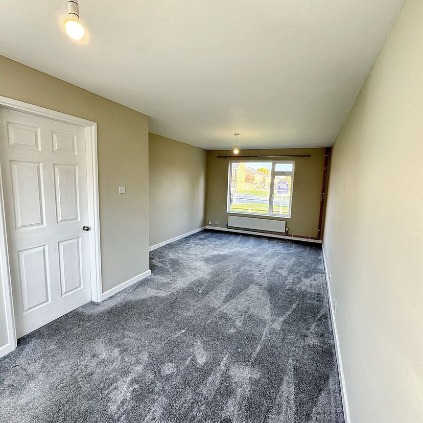 3 bed house to rent in Hazel Close, Taunton, TA1 - Photo 1