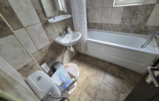 Apartament de inchiriat 3 camere Popas Pacurari - Photo 1