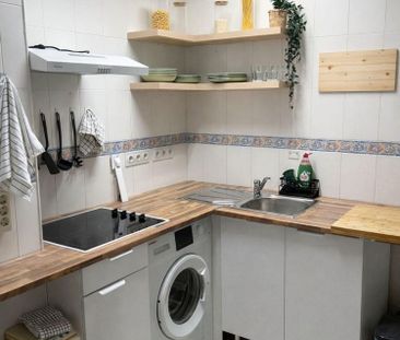 Alquiler de estudio en Calle Mirarosas - Photo 3