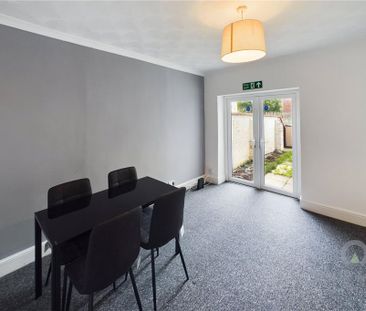 5 bedroom house to rent - Photo 1