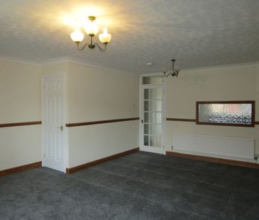 3 bed Terraced - To Let - Photo 5