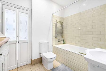 The Creek, Sunbury-on-thames, Middllesex, TW16 - Photo 3