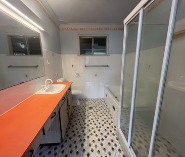 Ingleburn - Photo 5