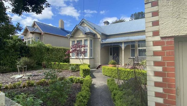 Spacious Studio Room Available! 2026 - Photo 1