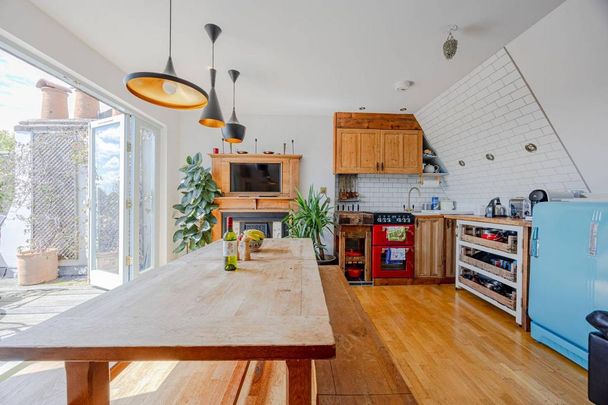 3 bedroom maisonette to rent - Photo 1