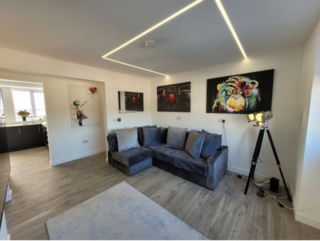 2 Bed Flat, Sheridan Terrace, BN3 - Photo 3