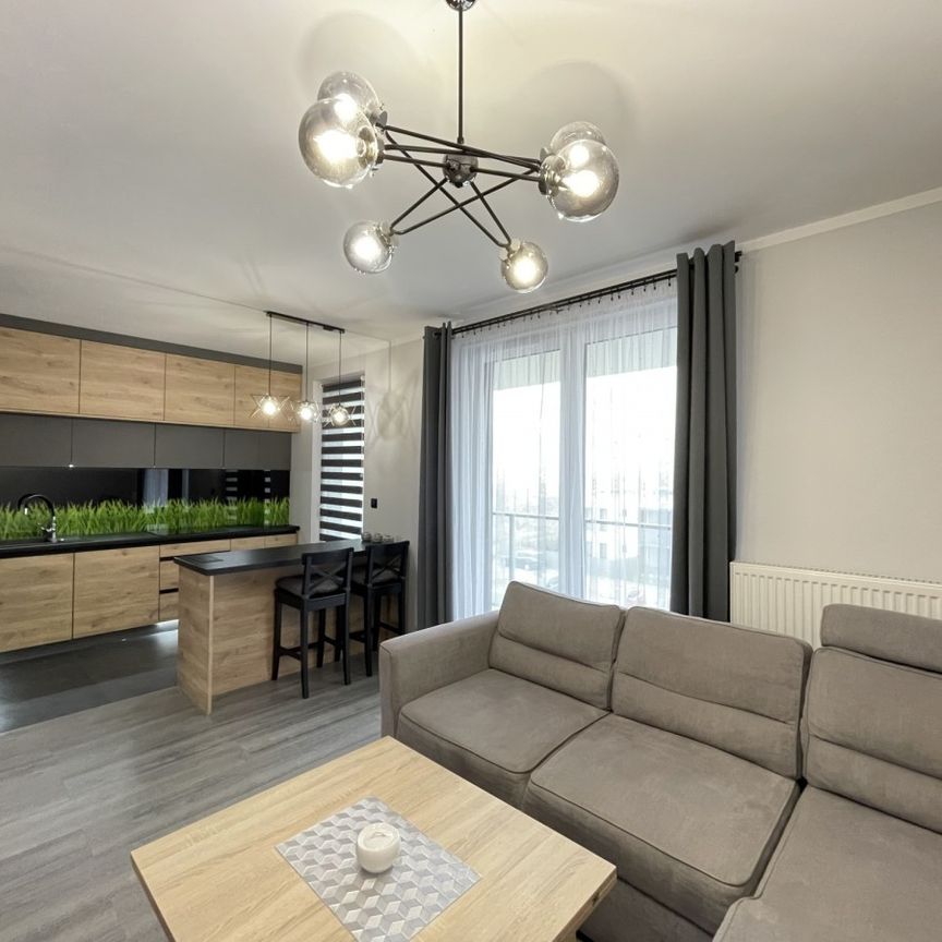 Świetny stan z balkonem i parkingiem - od marca - Zdjęcie 1