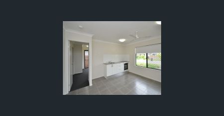 Cozy in Kelso - Studio Unit! - Photo 4