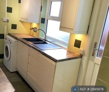 2 bedroom terraced house to rent - Photo 6