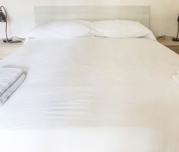 Via delle Agavi, Rome, Lazio 00172 - Photo 6