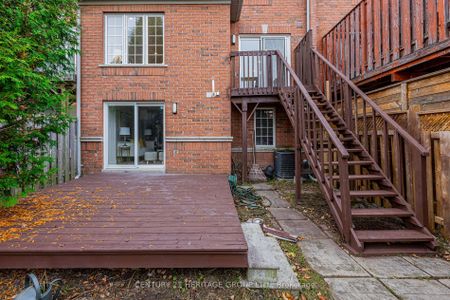 For Lease - 114 Millcliff Circle, Aurora, Ontario - Photo 2