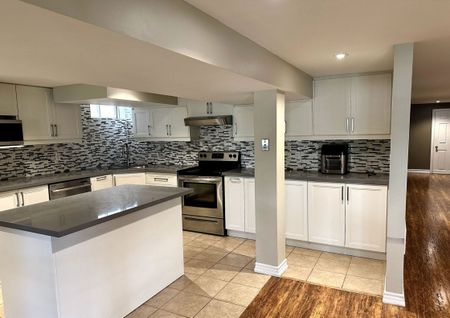 For Lease - 31 Havagal Crescent, Markham, Ontario - Photo 5