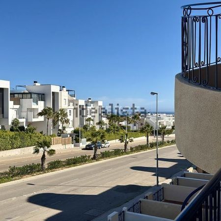 Alquiler de piso en Calle Escorpiones, 217 - Photo 1