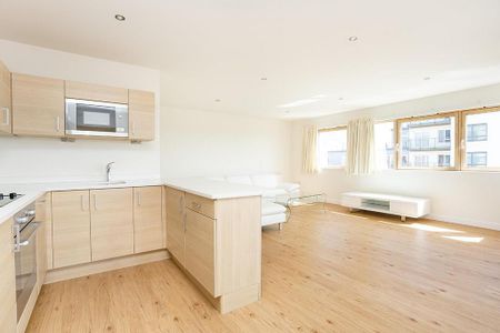 2 bedroom apartment to rent - Photo 4