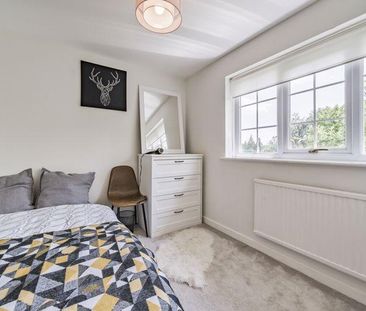 4 bedroom detached house to rent - Photo 6