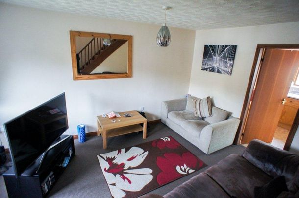 2 bedroom house to rent - Photo 1