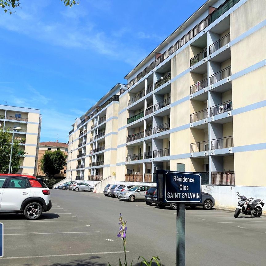 Location Appartement 2 pièces 49m² VALENCIENNES 59300 - Photo 2