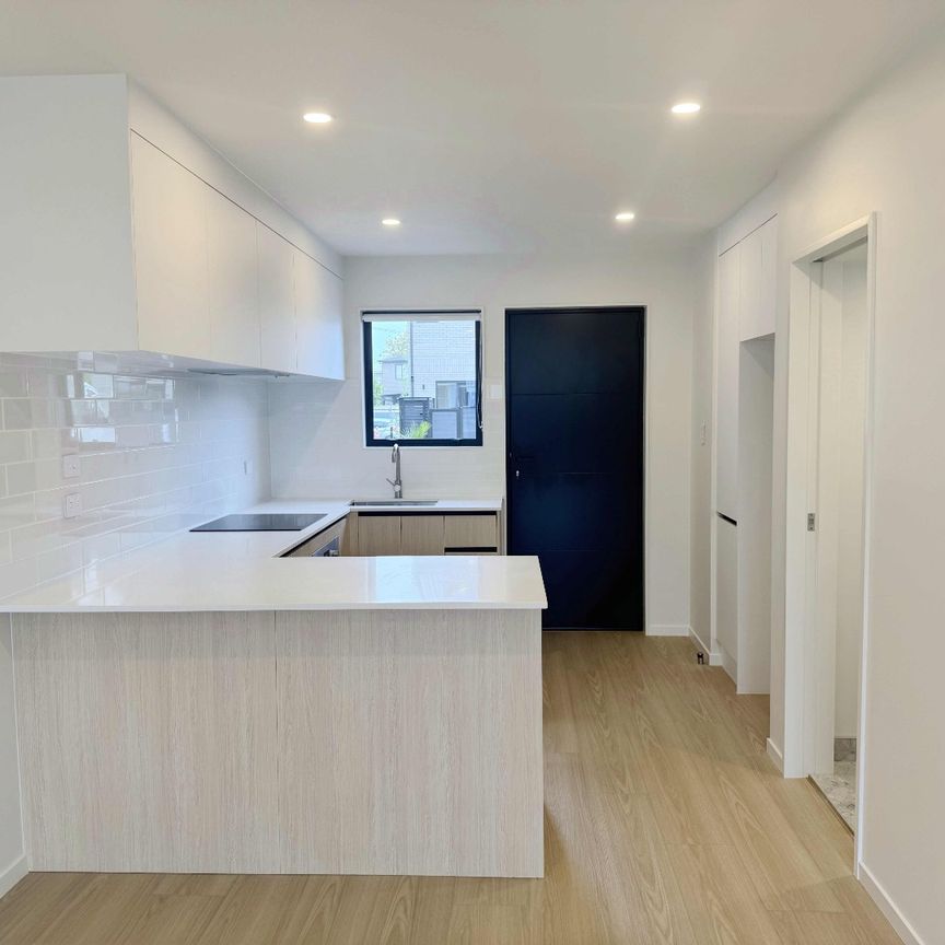 Brand-New Townhouse – Modern Style and Smart Design - Photo 1