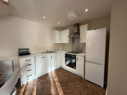 2 bedroom end of terrace house to rent - Photo 1