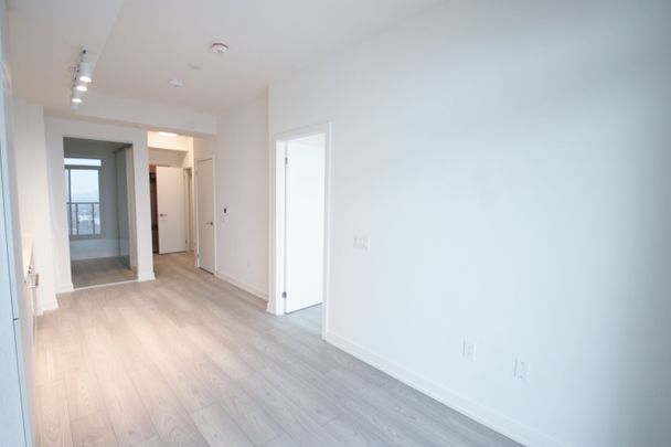 For Lease - 110 Broadway Avenue Unit# 2410, Toronto, Ontario - Photo 1