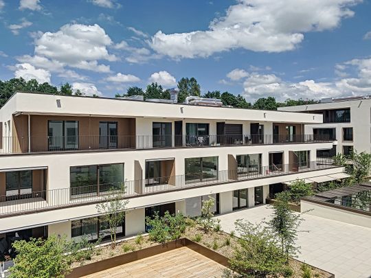 3½ PIÈCES - Récent avec un balcon ! - Photo 1