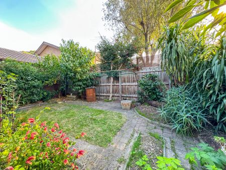1/423-425 Waverley Road, Mount Waverley - Photo 4
