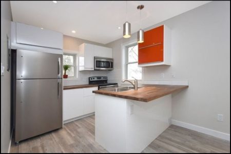 For Lease - 3411 Lake Shore Boulevard Unit# 4, Toronto, Ontario - Photo 3