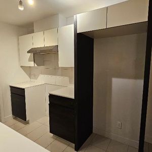 Grand 41/2 à louer proche de la plage Recroparc - Photo 2