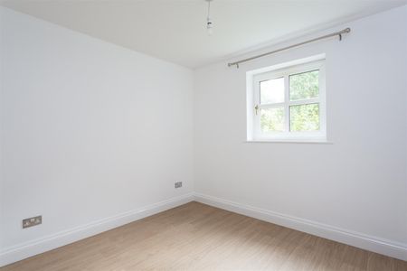 St Gregorys Mews Tanner Row York YO1 - Photo 2