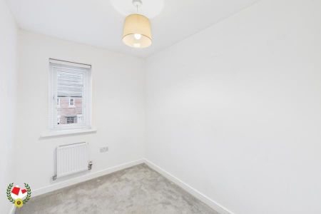 Sowthistle Drive, Hardwicke, Gloucester - Photo 3