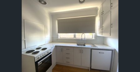 FAMILY HOME IN THE WEST - Photo 5