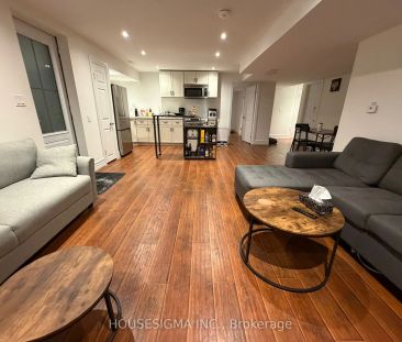 158 Summerset Drive #Bsmt - Photo 1