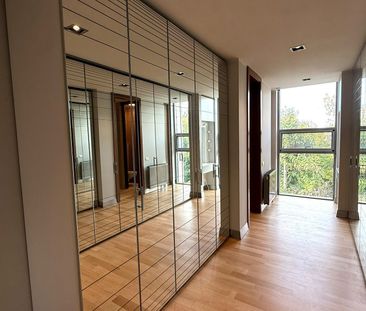 Apartament 4 camere | Vedere la lac | Piscină | Parcare inclusă - Photo 3