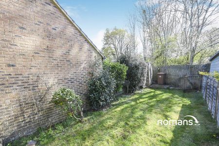 Coney Grange, Warfield, Bracknell, RG42 - Photo 2