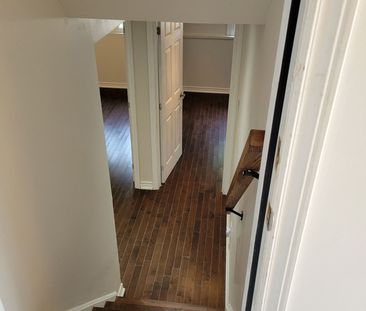 For Lease - 20 Mowat Crescent Unit# Lower, Barrie, Ontario - Photo 1