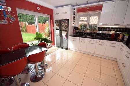 57, Wike Ridge Avenue, Alwoodley, Leeds, West Yorkshire, LS17 9NN - Photo 3