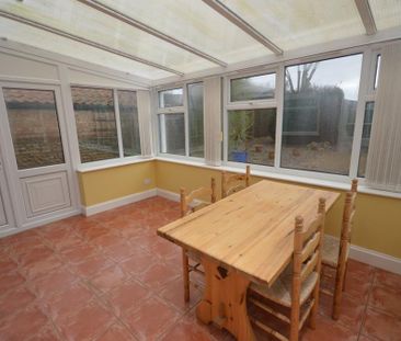 2 bedroom house to rent - Photo 3