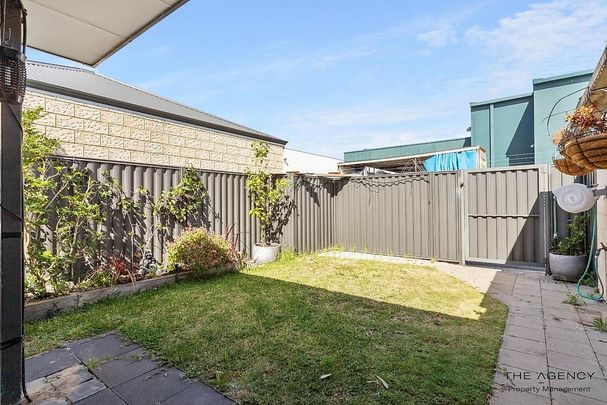 Modern 3-Bedroom Home in Prime Baldivis Location - Photo 1