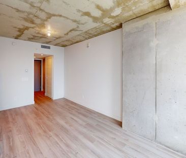 900 St-Jacques, Montréal, QC - Photo 2