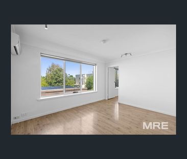 213/200 Burwood Road, Hawthorn, Vic 3122 - Photo 4