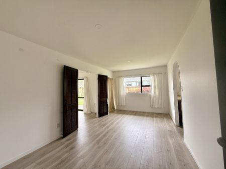 Spacious 2 Bedroom Home in Papatoetoe - Photo 3