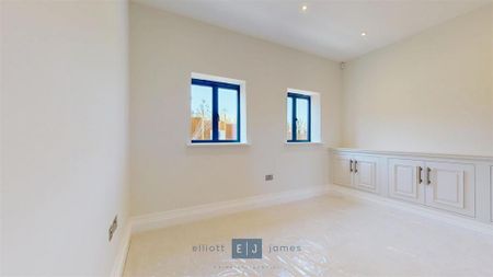 4 bedroom detached house to rent - Photo 5