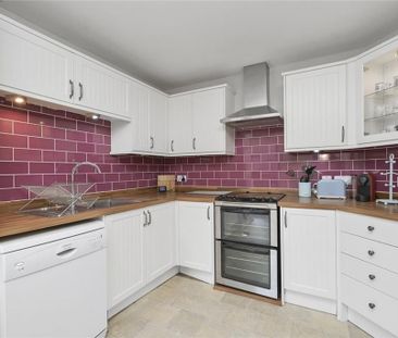 2 Bed Flat, East Werberside, EH4 - Photo 3